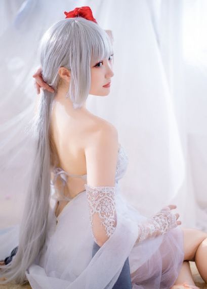 欧美制服女装_BD英语全集在线观看