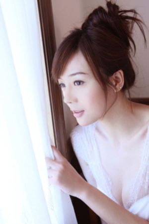 日韩ai视频_720高清视频播放