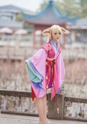 欧美少女大胆写真视频_1080高清在线